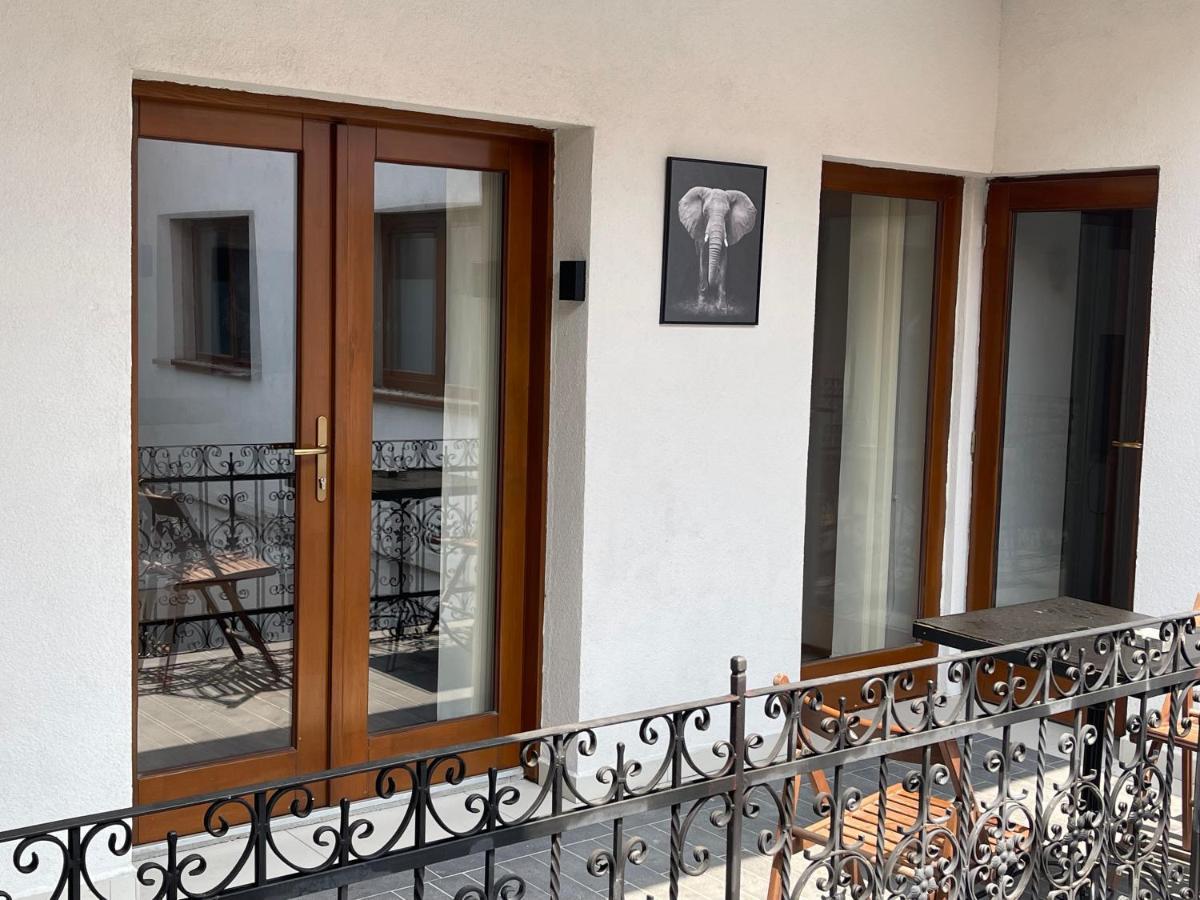 Savoya4 Old City Center Self Checkin Workspacestudio Timisoara Bagian luar foto