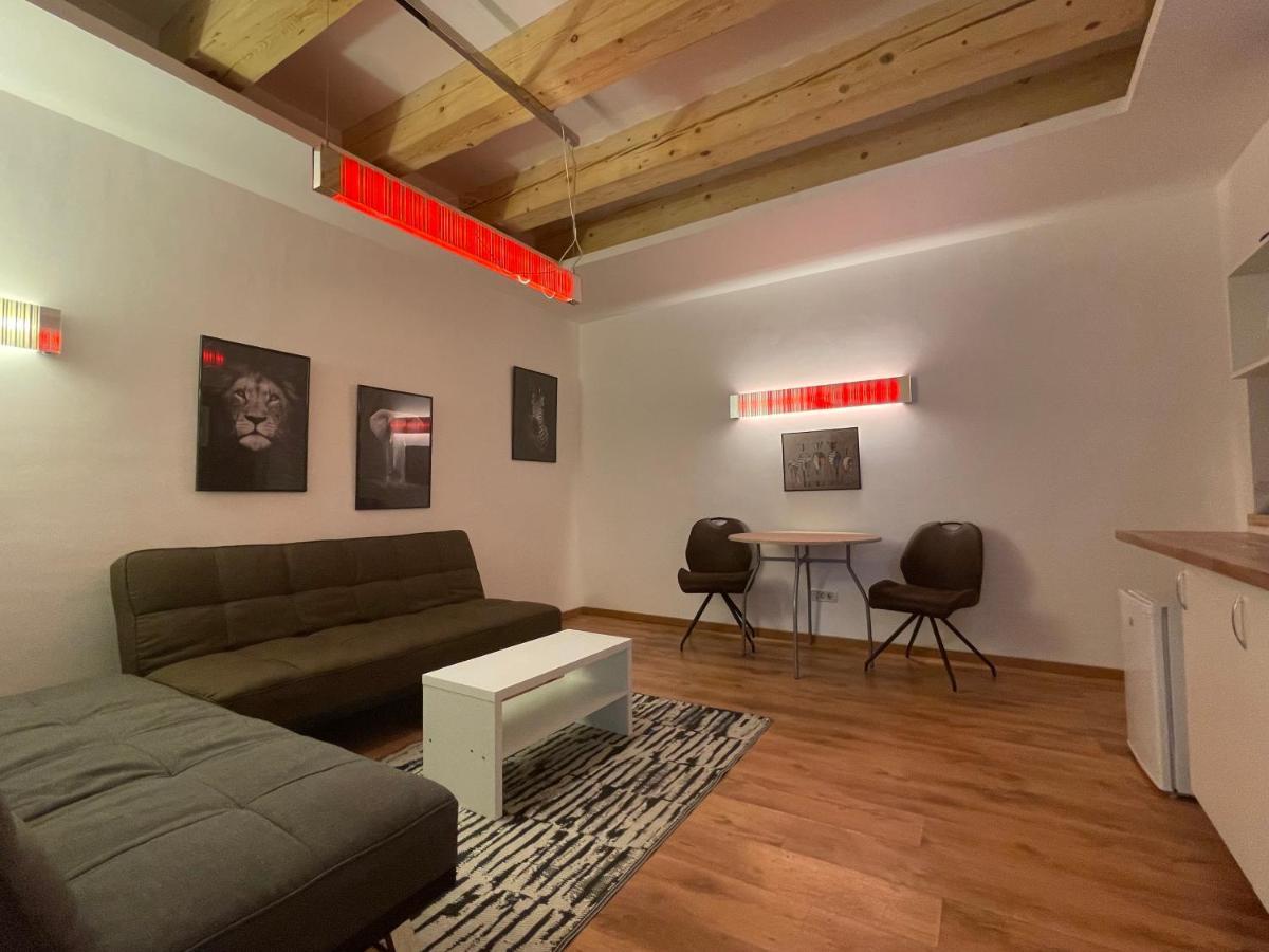 Savoya4 Old City Center Self Checkin Workspacestudio Timisoara Bagian luar foto